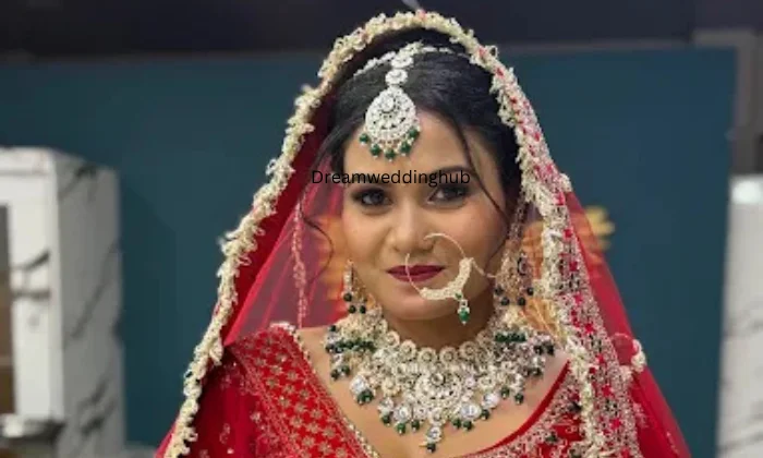 Divine Unisex Saloon farrukhabad